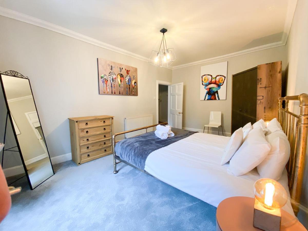 Rose Street'S Hidden Treasure- 2Bed Newly Refurbished Apt Edinburgh Bagian luar foto