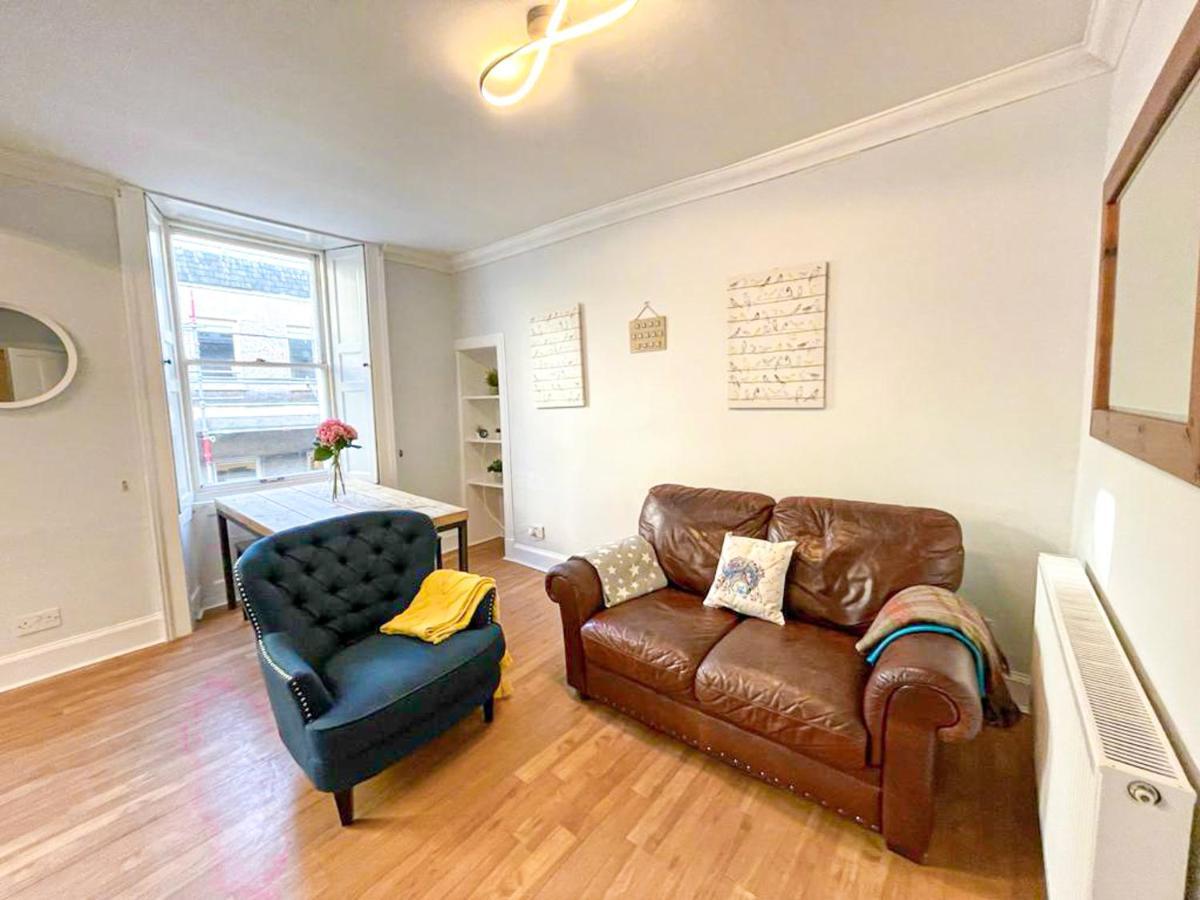 Rose Street'S Hidden Treasure- 2Bed Newly Refurbished Apt Edinburgh Bagian luar foto